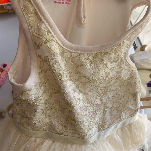 Beautiful girls dress - Picture 4 of 6